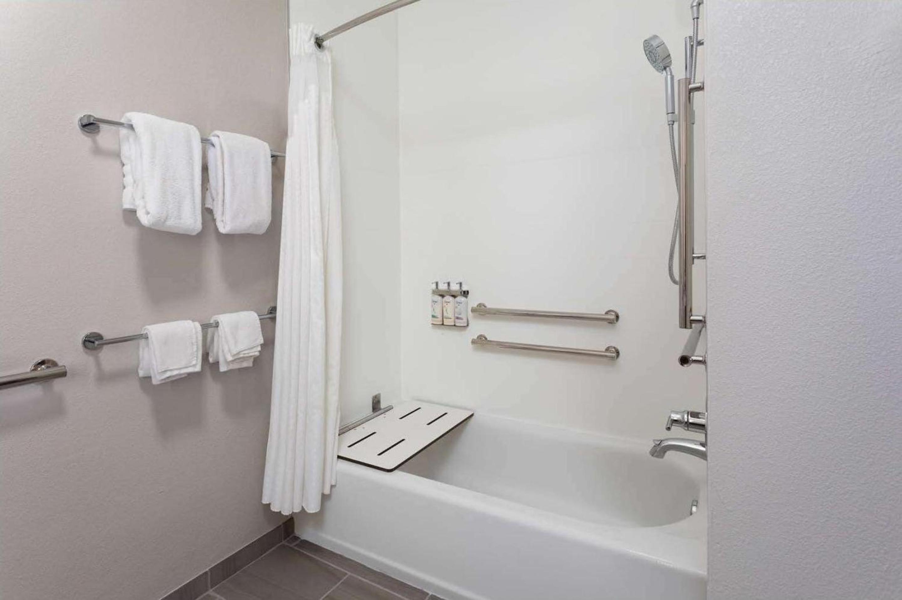 holiday inn express hotel and suites dubois by ihg