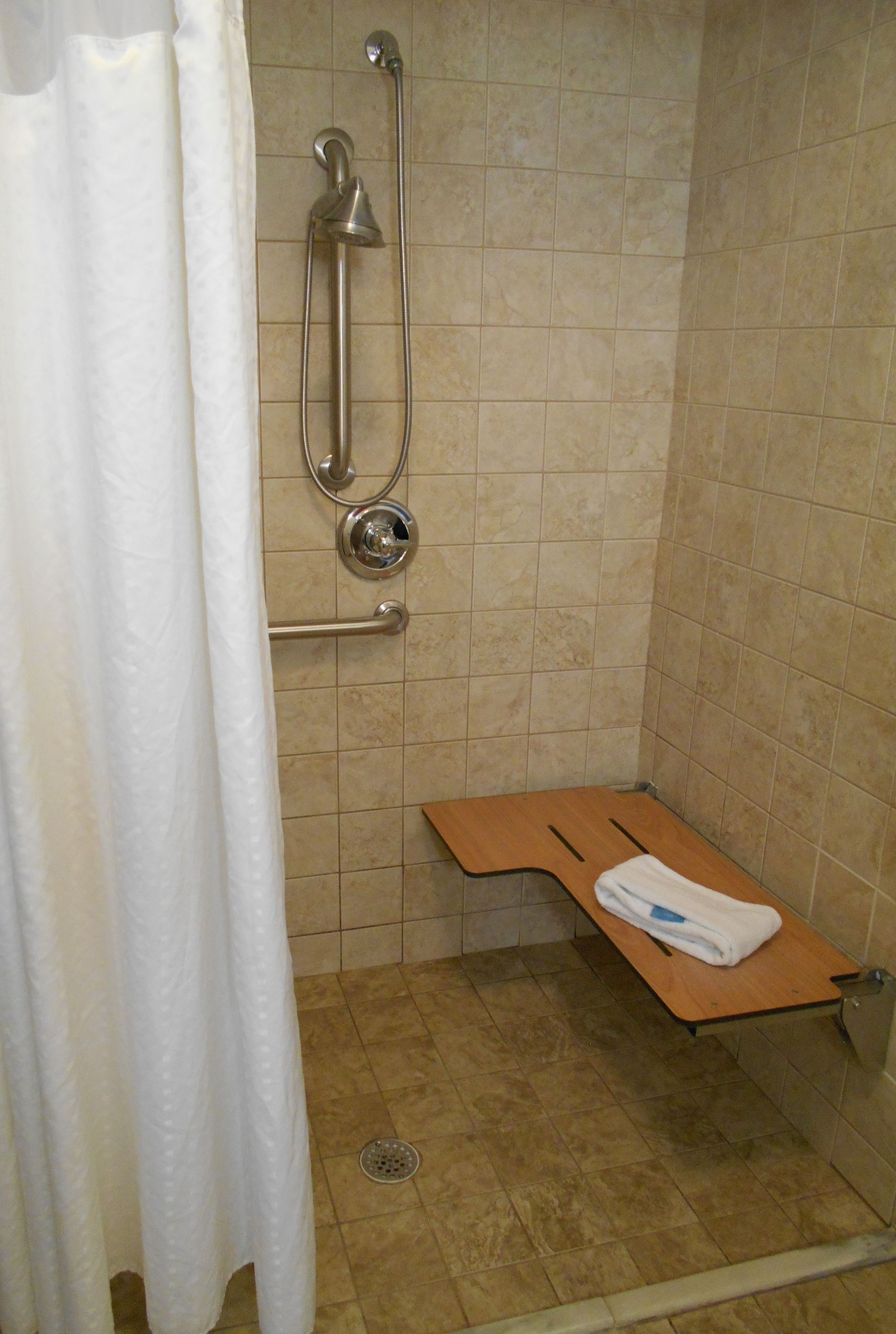 holiday inn express hotel and suites dubois by ihg