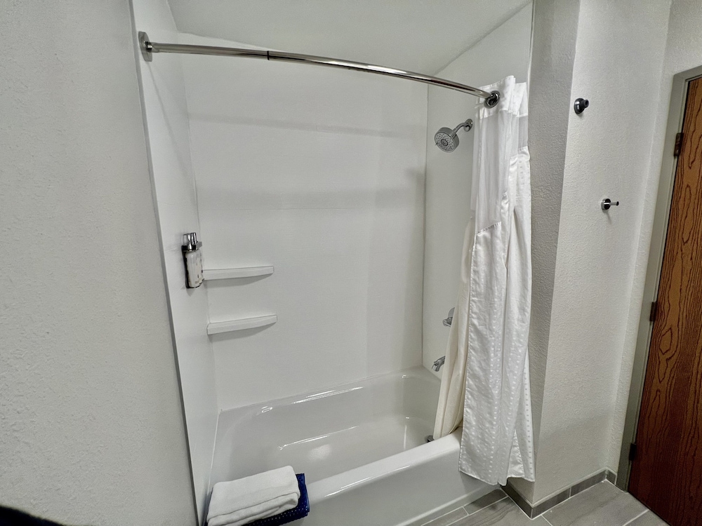 holiday inn express hotel and suites dubois by ihg