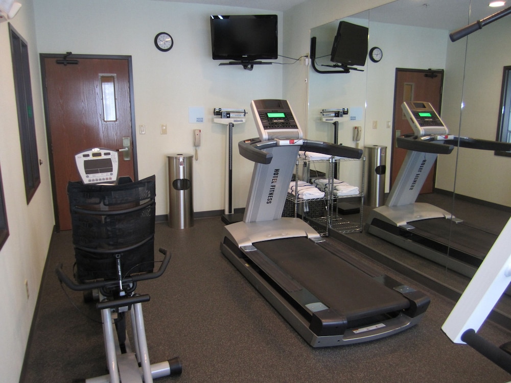 holiday inn express hotel and suites dubois by ihg