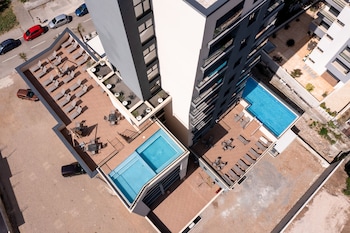 n hotel