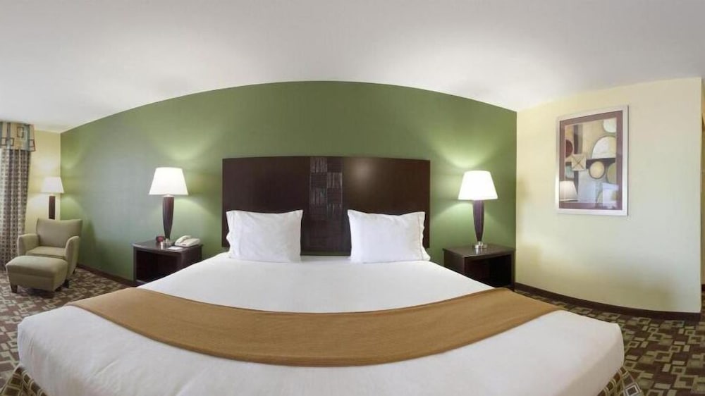holiday inn express hotel and suites dumas by ihg