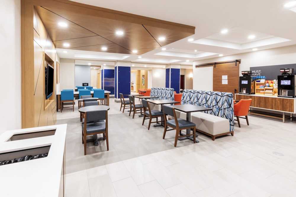 holiday inn express hotel and suites dumas by ihg