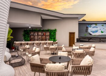 the art hotel