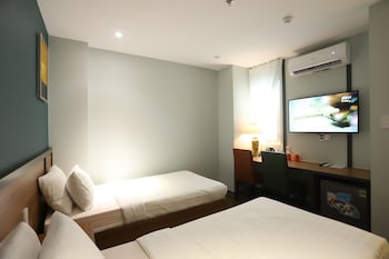 lanura apartments and hotel by zuzu