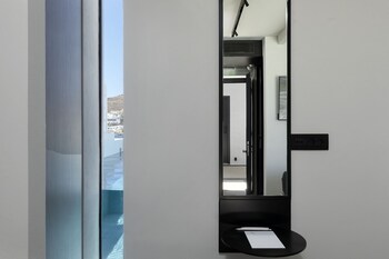 cubic mykonos seafront design suites