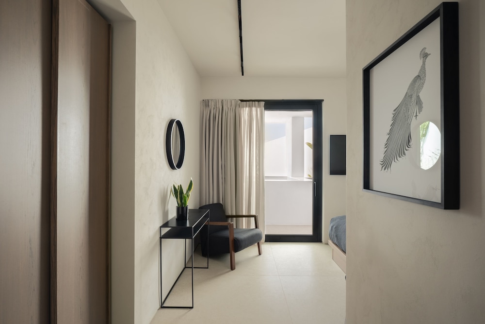 cubic mykonos seafront design suites