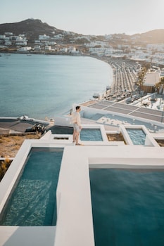 cubic mykonos seafront design suites