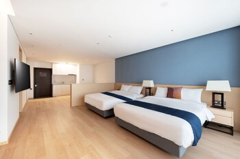 c one island hotel and resort jaeundo