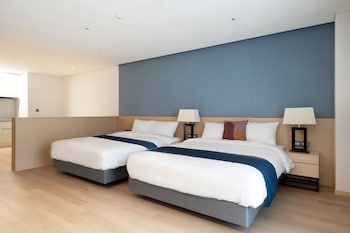 c one island hotel and resort jaeundo