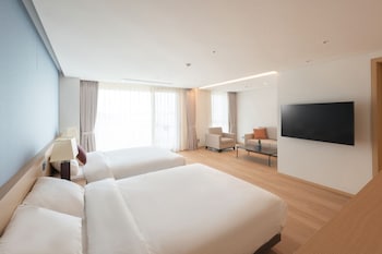 c one island hotel and resort jaeundo