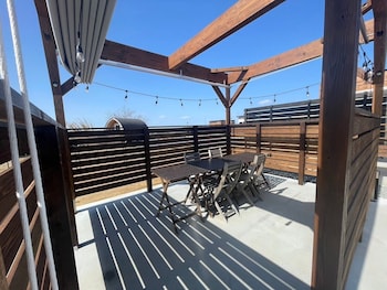 eight point resort awajishima glamping