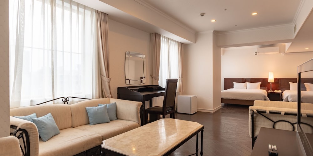 shonan kamakura crystal hotel