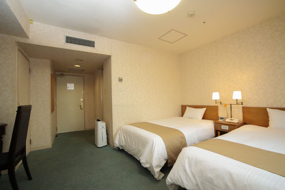 shonan kamakura crystal hotel