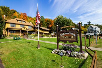 Trout House Village Resort,,3 star