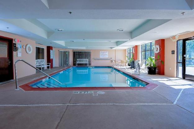 hampton inn east windsor