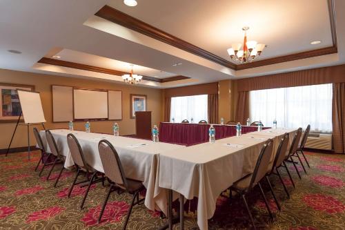 hampton inn east windsor