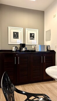 qsa anora spaces metropolis alphaville