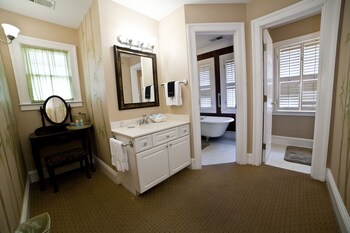 desoto beach bed and breakfast