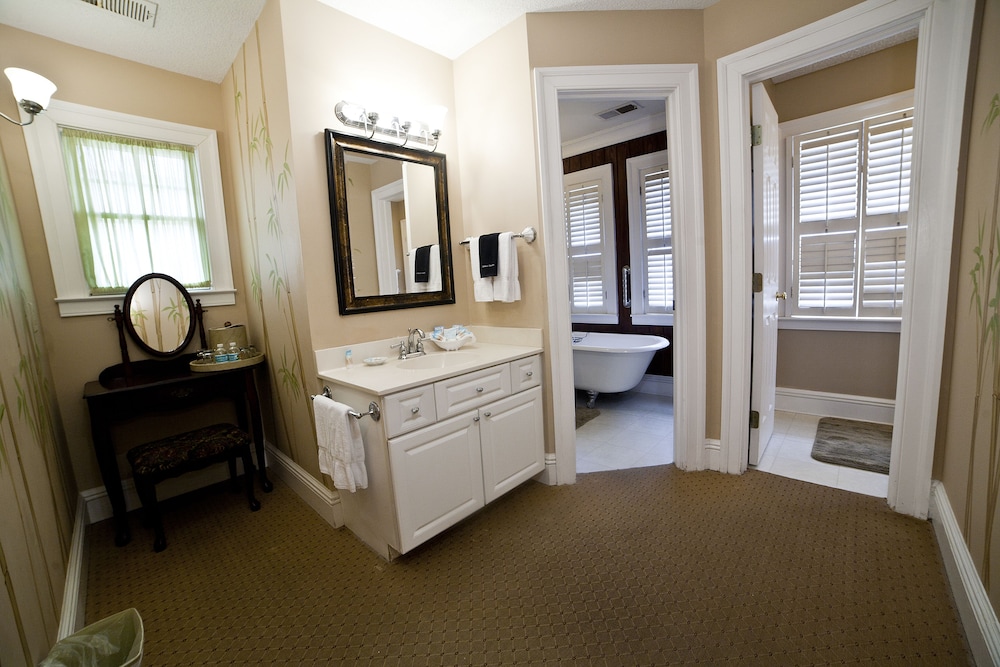 desoto beach bed and breakfast