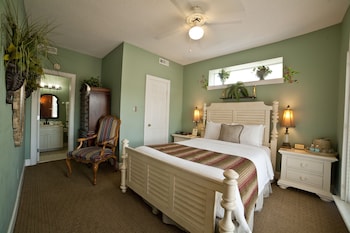 desoto beach bed and breakfast