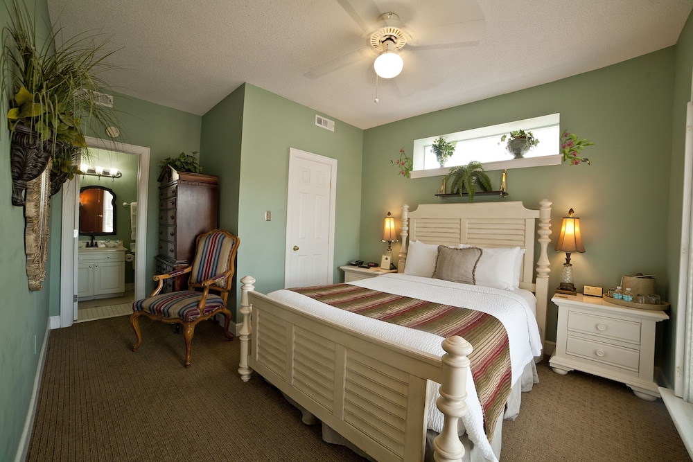 desoto beach bed and breakfast
