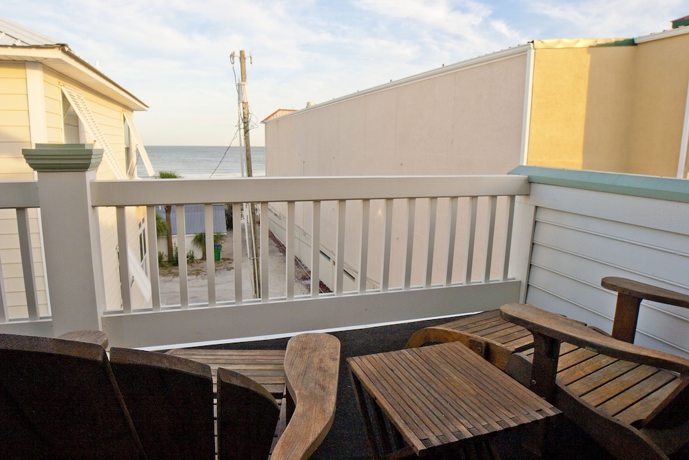 desoto beach bed and breakfast