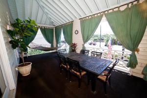 desoto beach bed and breakfast