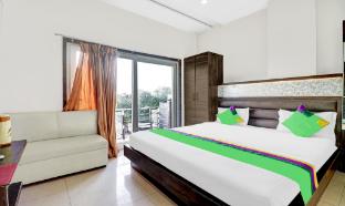 itsy hotels anjali mahal 500 mtrs from mathura railway station