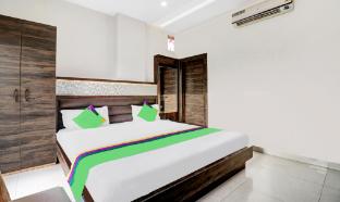 itsy hotels anjali mahal 500 mtrs from mathura railway station