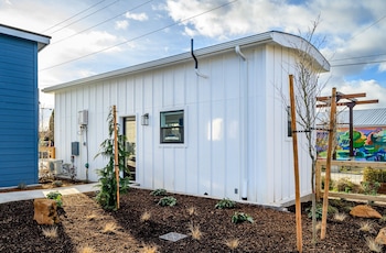 the boutique retreat