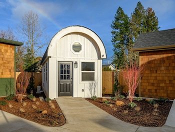 the boutique retreat