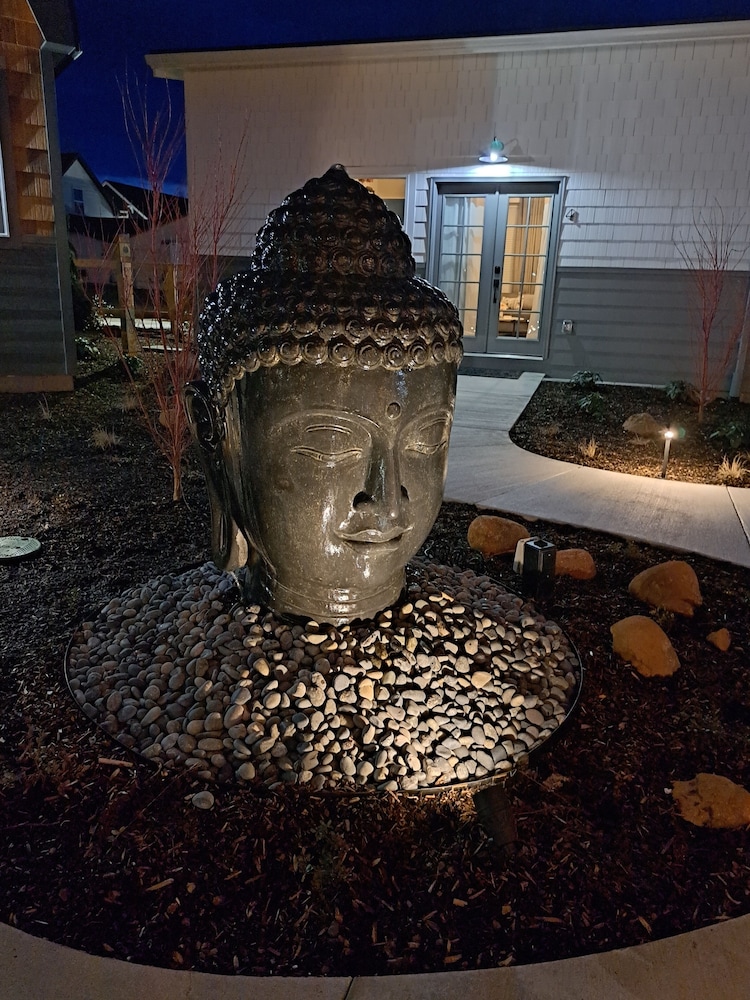 the boutique retreat