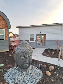 the boutique retreat