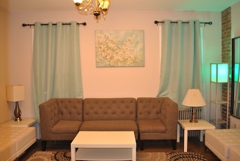L 3 Downtown Newark Guesthouse,United States Of America>>Newark,3 star