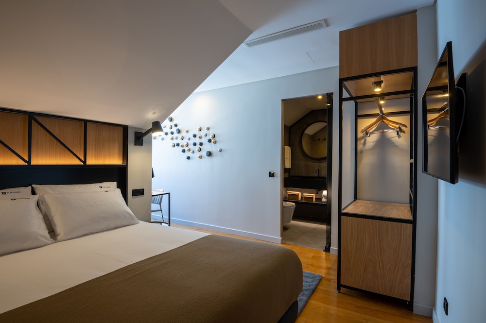 ferraria xvi flh hotels