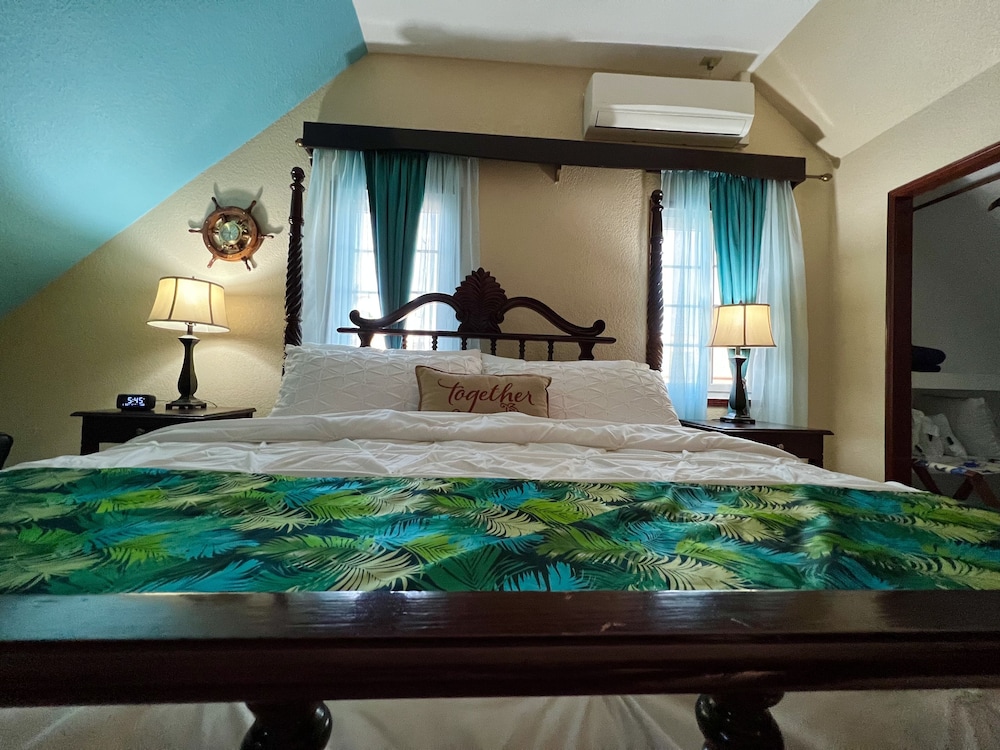 one south place hotel