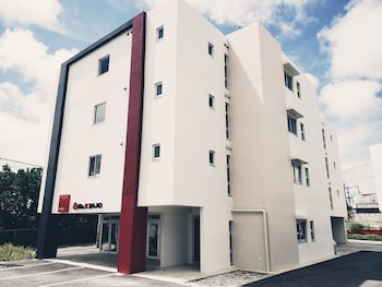 mr kinjo miyakojima aparagi resort 1