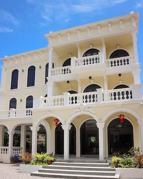 daddy dream hotel and residence