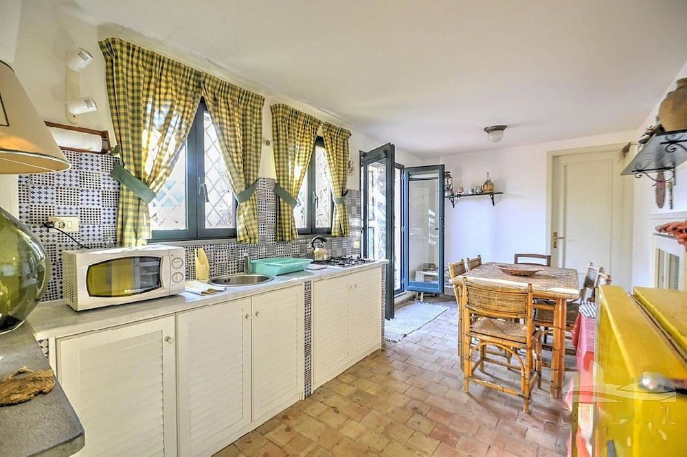 casa guardia bilocal apartment near the sea