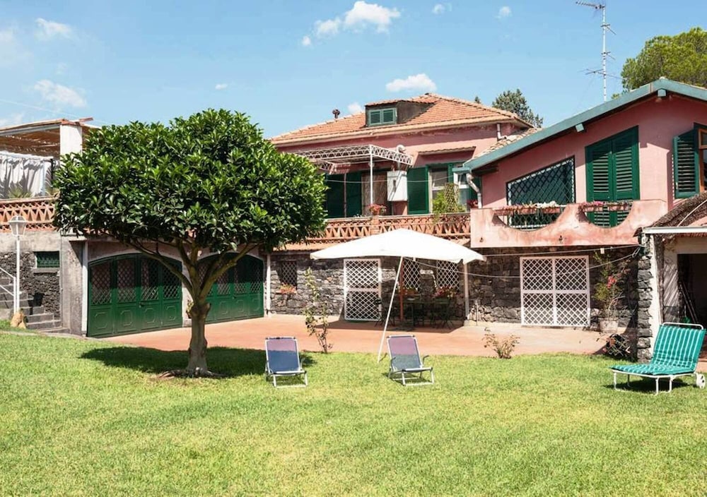 casa guardia bilocal apartment near the sea