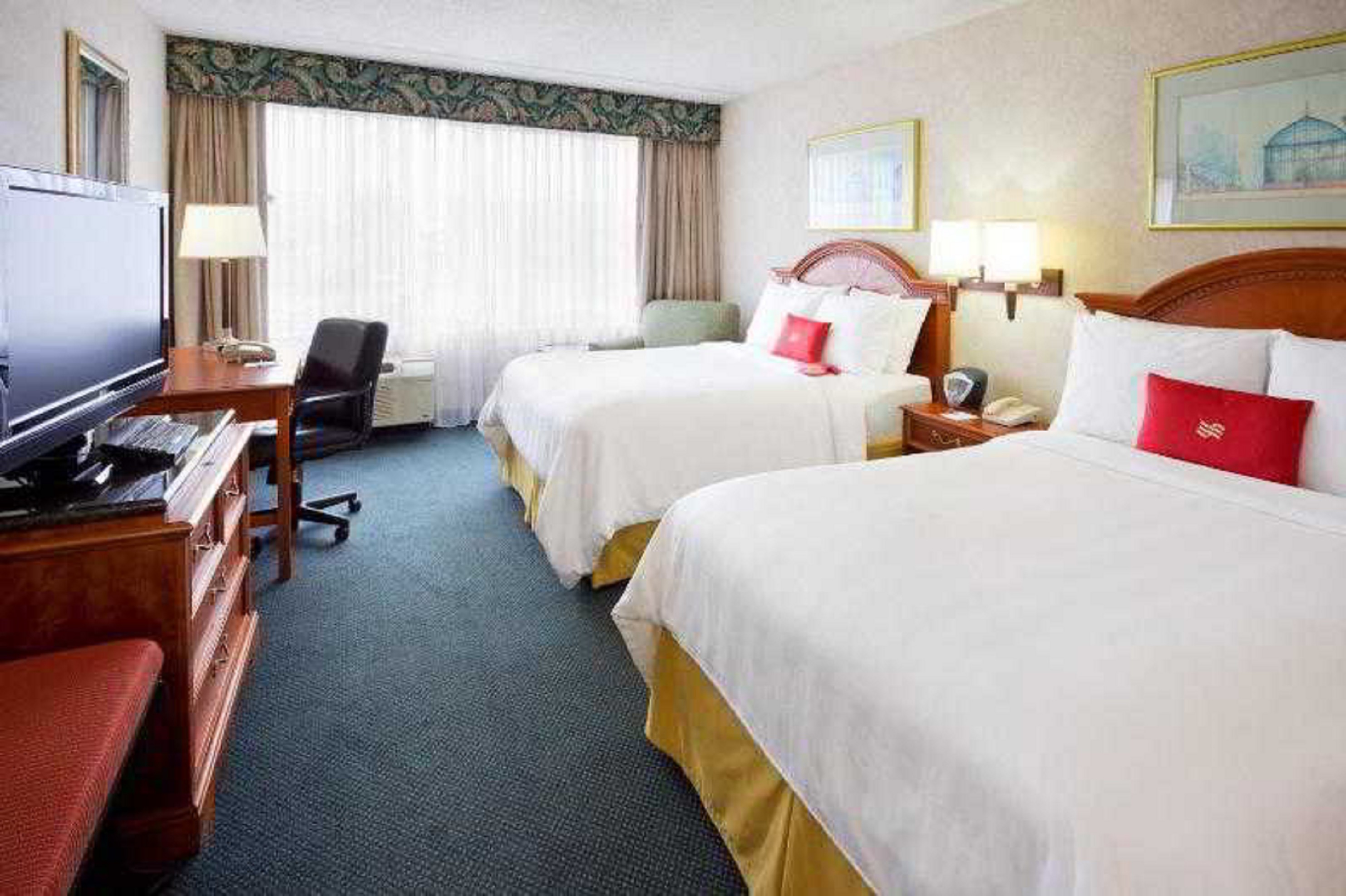 crowne plaza englewood by ihg