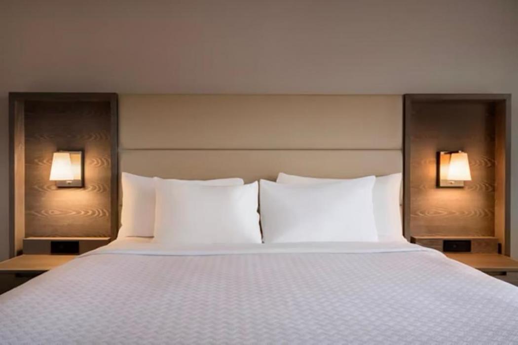 crowne plaza englewood by ihg