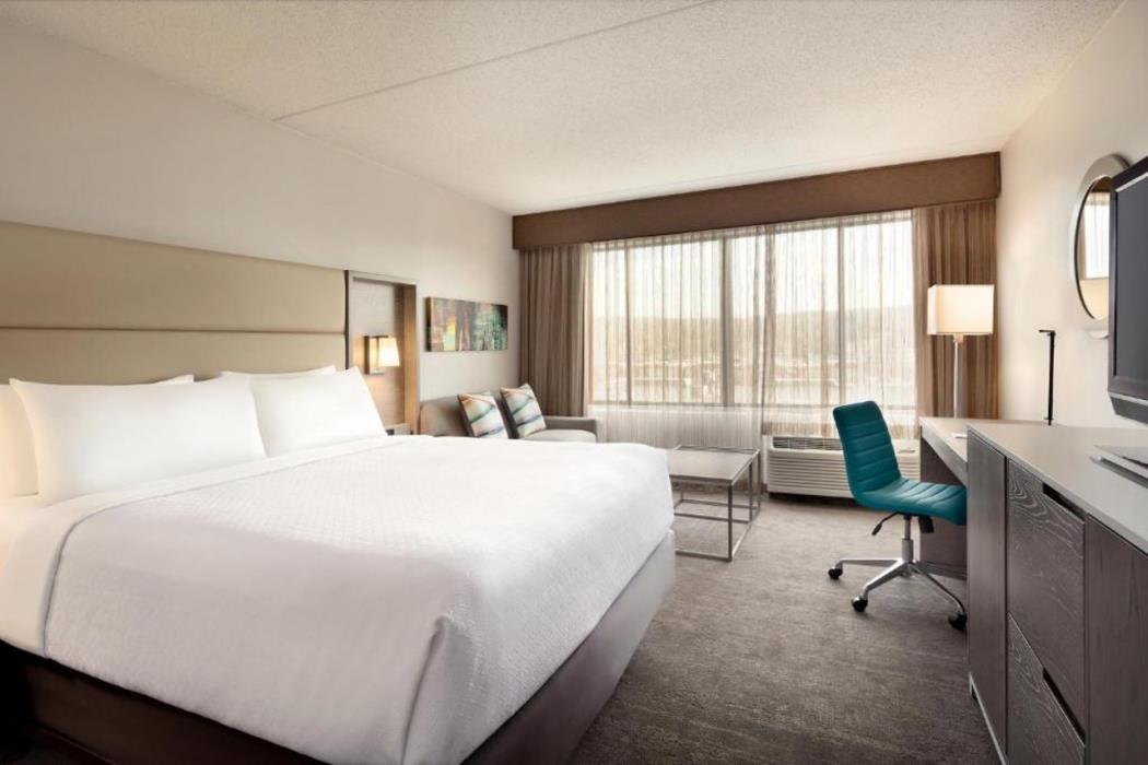 crowne plaza englewood by ihg