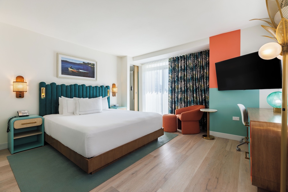 condado palm inn san juan tapestry collection by hilton