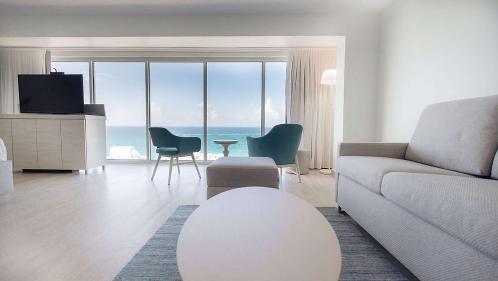 condado palm inn san juan tapestry collection by hilton