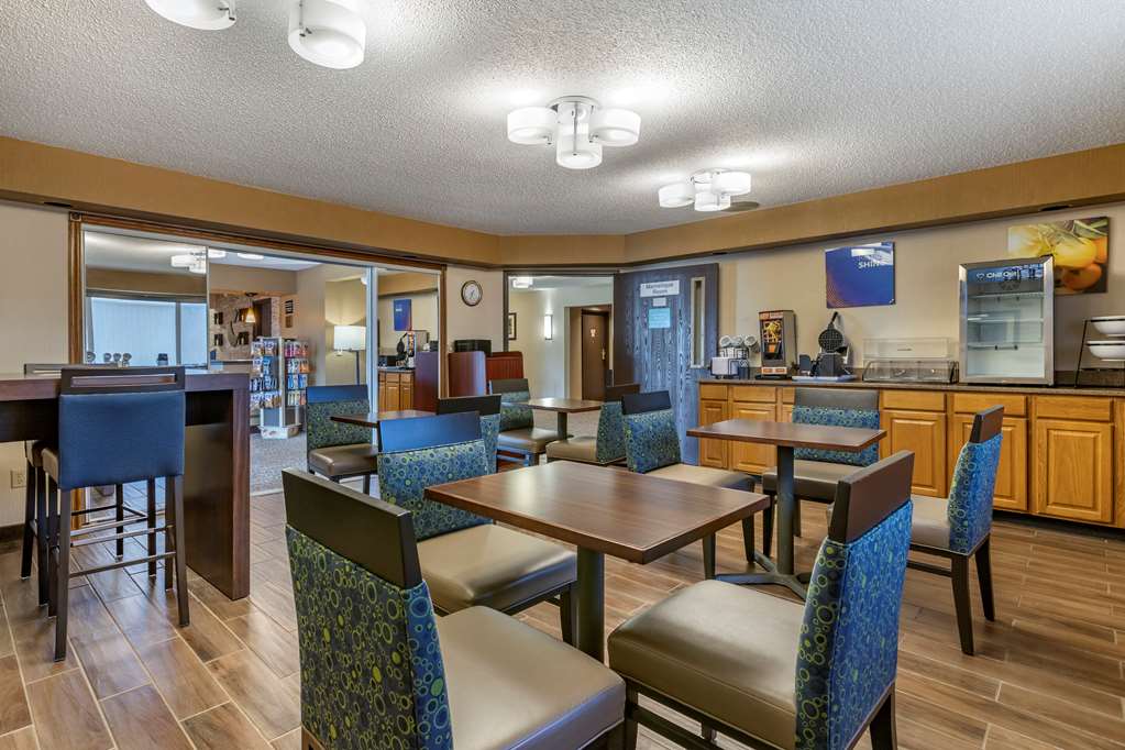 comfort inn manistique