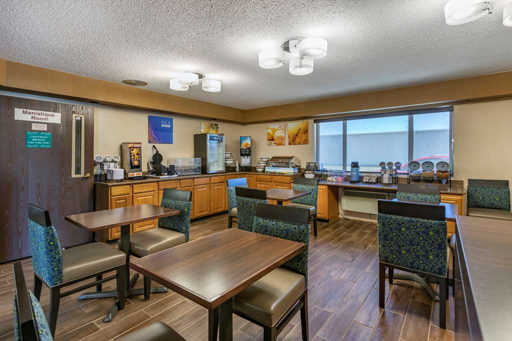 comfort inn manistique