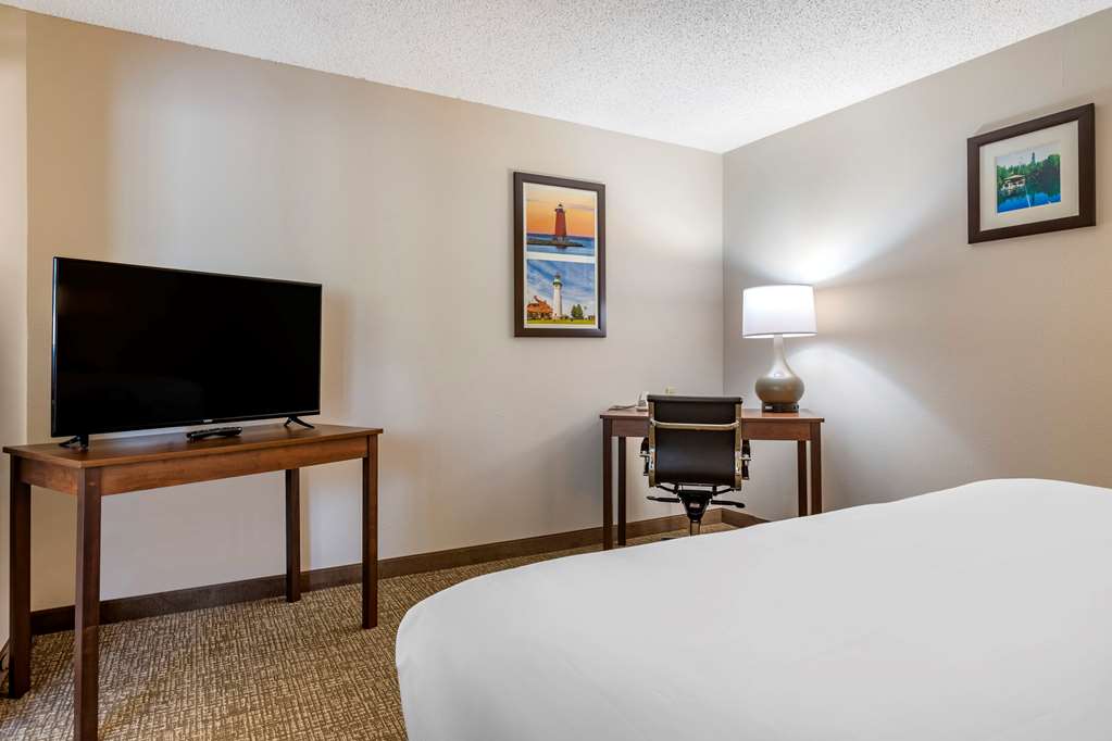 comfort inn manistique