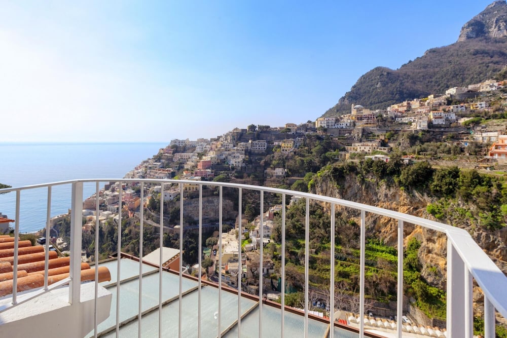 casa cristallo in positano